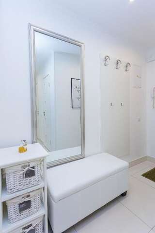 Апартаменты Central Minsk Apartments Минск Апартаменты с 2 спальнями - улица Городской Вал, 9, кв. 6-15