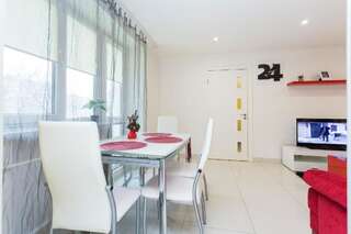 Апартаменты Central Minsk Apartments Минск Апартаменты с 2 спальнями - улица Городской Вал, 9, кв. 6-27